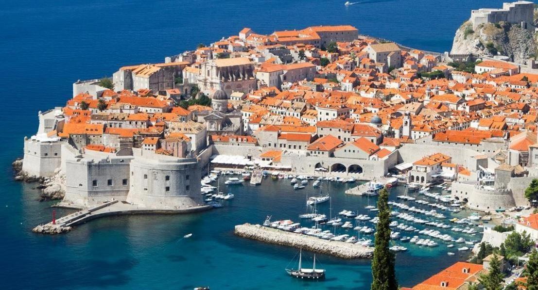 Apartments Marinovic Bacina Lakes Ploce (Dubrovnik-Neretva) Esterno foto